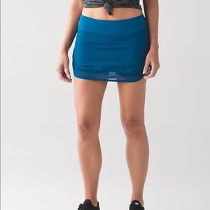 Lululemon Hotty Hot Skirt Skort Blue Teal size 4